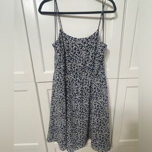 J.Crew dark blue dress with black and white floral print sz 8